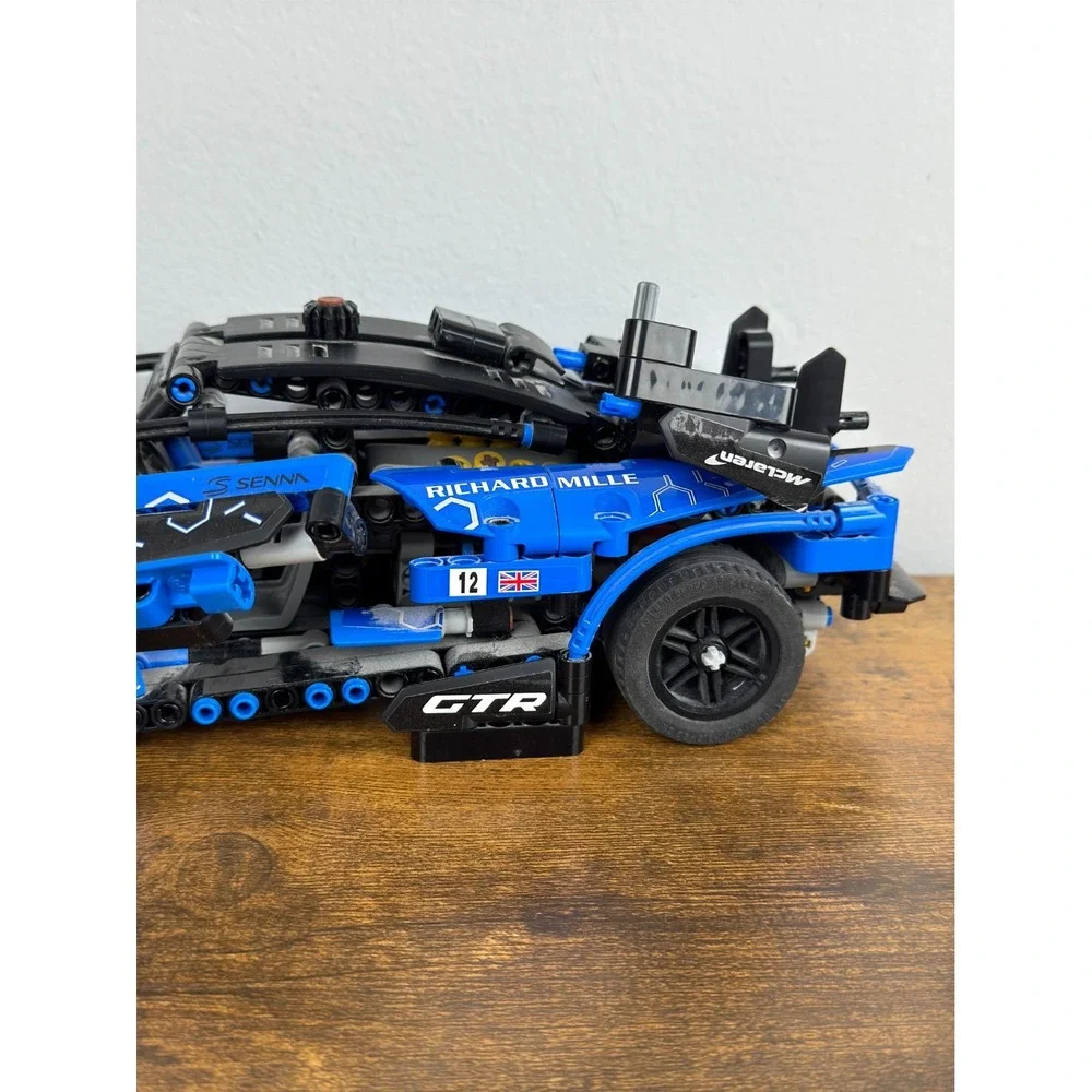 LEGO Technic McLaren Senna GTR 42123 Blue‎ Race Car Model – 98% Complete - Picture 5 of 16